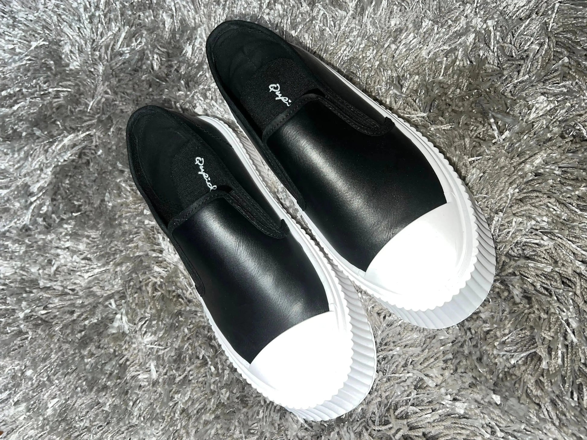 Mizar Sneakers-Black - Shop Beautiful Gloww