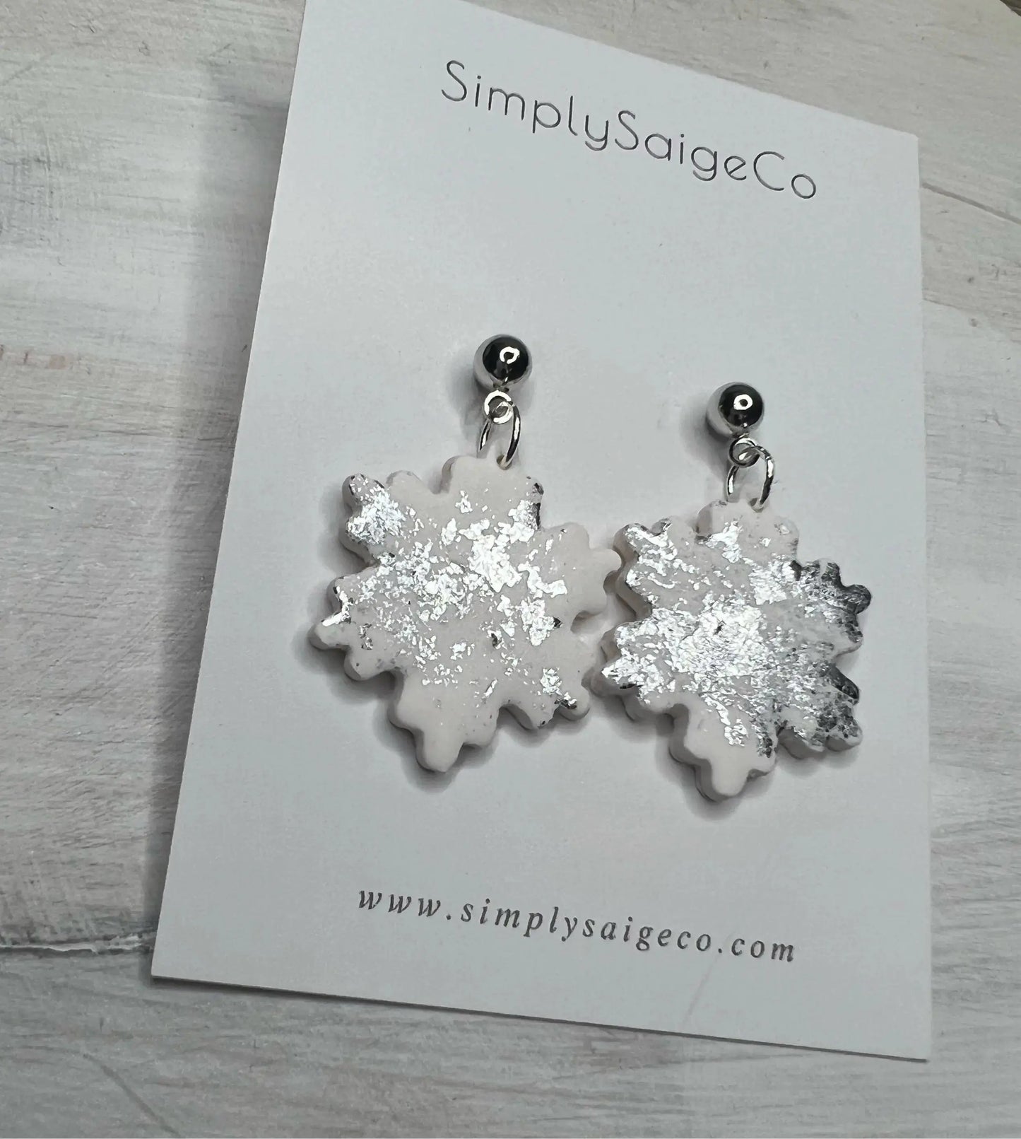 Silver Snowflake Dangle Earrings - Shop Beautiful Gloww